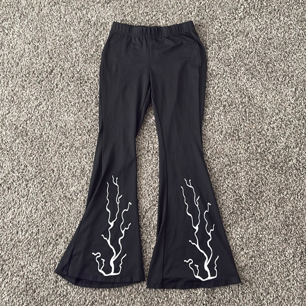 black flare leggings with lightning design!